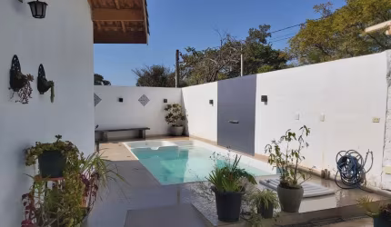 Casa térrea/ 234 m²/ 3 Dorm./ Suíte/ Piscina/ Jardim Europa