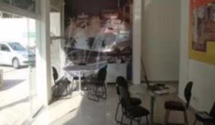 Salão comercial em ótima localização/ 124 m²/ Wc Social / Aluguel 3.100