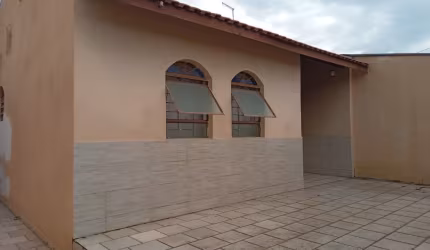Casa à venda no Pq. Esmeralda/ 2 Dorm./ Quintal/ Só 390 mil