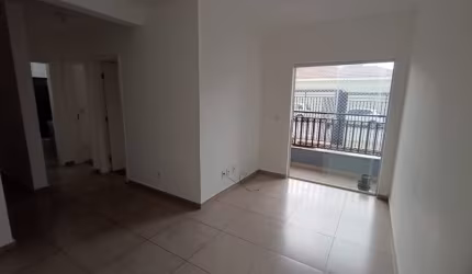 Apto térreo 2 Dorm./ Suíte/ Sacada/ Ac. Av. General Carneiro/ Pacote só 2.200