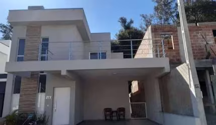 Casa a venda condomínio Villa Verde
