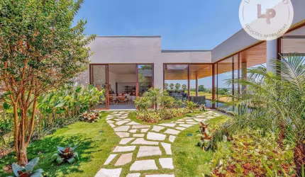 Casa térrea com vista incrível para o campo de golfe, à venda na Fazenda da Grama em Itupeva