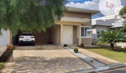 Casa térrea à venda no Condominio Bosque dos Cambarás - Valinhos - SP.