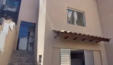 Sobrado para Venda em Mogi das Cruzes, Jardim Universo, 3 dormitórios, 3 banheiros, 2 vagas