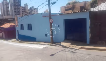 VENDE CASA NO CENTRO DE JUNDIAÍ/SP