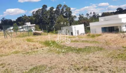 TERRENO EM ACLIVE COM 1000M² À VENDA NO CONDOMÍNIO COLINAS DE INHANDJARA, ITUPEVA/ SP.