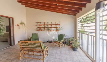 SOBRADO À VENDA COM JARDIM DE INVERNO - BAIRRO MEDEIROS - JUNDIAÍ/SP