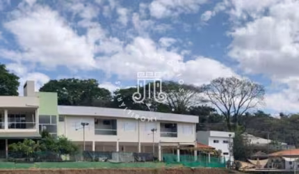 CHÁCARA DE RUA COMPLETA COM POMAR E LAGO NO JARDIM ITÁLIA EM JUNDIAÍ/SP