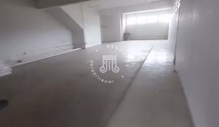 PRÉDIO COMERCIAL COM PARA LOCAÇÃO LOCALIZADA NO BAIRRO JARDIM TREVO EM JUNDIAÍ-SP.