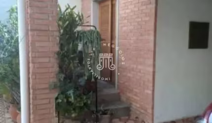 CASA COMERCIAL PARA LOCAÇÃO COM 03 DORMITÓRIOS (01 SUÍTE) - JARDIM PARIS EM JUNDIAÍ/SP.