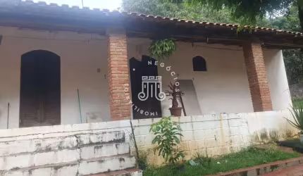Chácara a venda com 3 dormitórios em Itatiba/SP