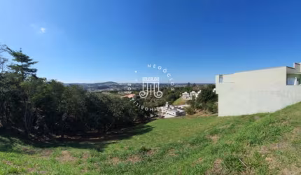 TERRENO NO RESIDENCIAL PICOLLO VILLAGIO EM LOUVEIRA/SP