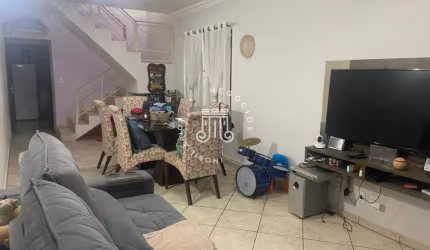 CASA/SOBRADO À VENDA COM 03 DORMITÓRIOS (01 SUÍTE) LOCALIZADO NO BAIRRO VILA ANCHIETA EM JUNDIAÍ/SP
