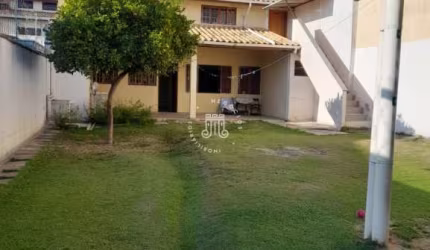 CASA À VENDA NO BAIRRO JARDIM EERMIDA II, CIDADE DE JUNDIAÍ-SP
