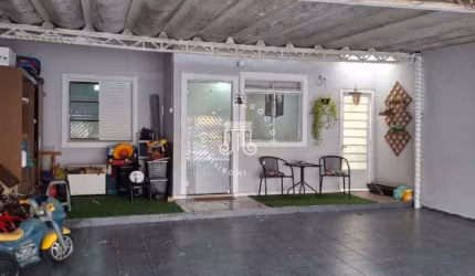 Casa térrea à venda com 131 m² no Jardim Esplanada em Jundiaí/SP