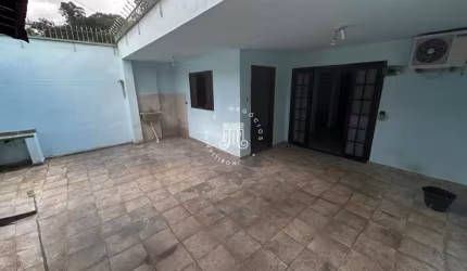 CASA A VENDA NO BAIRRO VILA SÃO JOÃO BATISTA, NA CIDADE DE JUNDIAÍ/SP