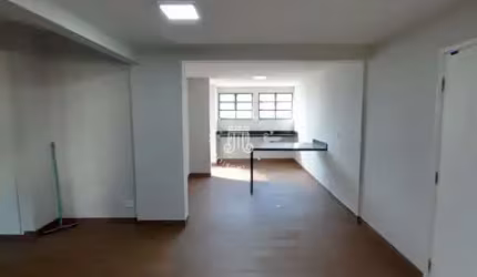 APARTAMENTO TÉRREO  À VENDA LOCALIZADO NO CENTRO, CIDADE DE JUNDIAÍ-SP