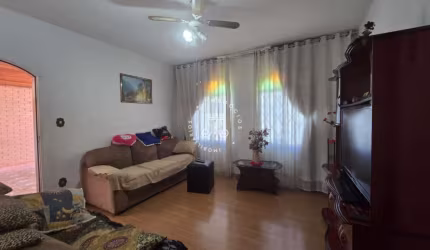 CASA 174M² COM 4 QUARTOS E 3 BANHEIROS À VENDA NA VILA PROGRESSO - JUNDIAÍ / SP.