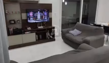 CASA Á VENDA COM 3 QUARTOS SENDO 1 SUÍTE COM VARANDA NO SANTA GIOVANA