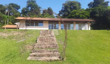 CHÁCARA À VENDA COM 03 DORMITÓRIOS SENDO UMA SUÍTE, TERRENO 8.031M² - CHÁCARAS DO GUACURI - ITUPEVA - SP