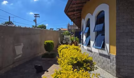 CASA PARA VENDA, LOCALIZADA NO BAIRRO MEDEIROS, NA CIDADE DE JUNDIAÍ / SP.
