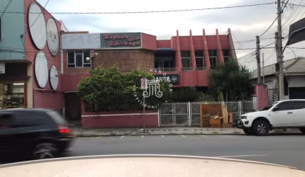 IMÓVEL COMERCIAL COM SALÕES E VÁRIAS SALAS NA AV. SÃO PAULO - JUNDIAÍ-SP