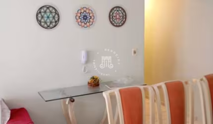APARTAMENTO A VENDA - 2DORMITORIOS - PÉ NA AREIA- GUILHERMINA, PRAIA GRANDE / SP