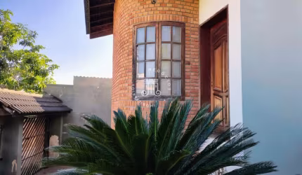 SOBRADO COM 5 QUARTOS 2 SUITES À VENDA JARDIM SAMAMBAIA - JUNDIAÍ/SP