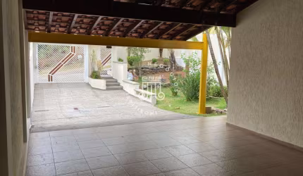 CASA À VENDA LOCALIZADA NO BAIRRO JARDIM COLÔNIA, NA CIDADE DE JUNDIAÍ / SP