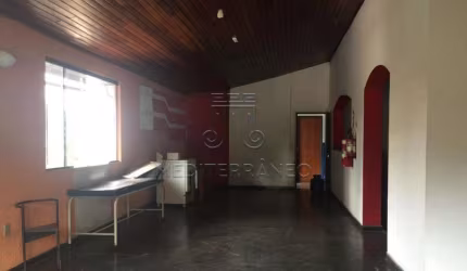 PRÉDIO COMERCIAL PARA VENDA E LOCAÇÃO COM CASA DE 07 DORMITÓRIOS, LOCALIZADO NO BAIRRO VILA NOVA JUNDIAÍ EM JUNDIAÍ-SP.