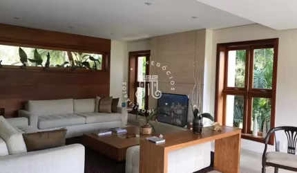 CASA À VENDA NO CONDOMINIO SERRA DOS CRISTAIS EM CAJAMAR/SP
