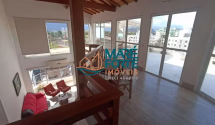 Linda e arejada cobertura dúplex com varanda gourmet