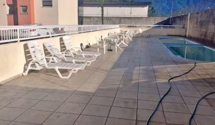 APARTAMENTO DE DOIS DORMITÓRIOS EM CONDOMINIO COM PISCINA E AREA DE LAZER.