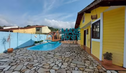 Linda propriedade Casa sede mais duas Suítes independentes externas ( Chalés )