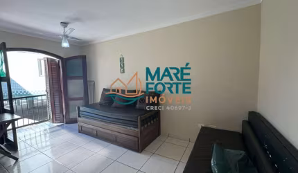 Apartamento amplo e mobiliado apenas 300 metros da orla