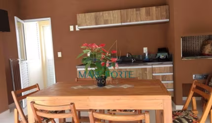 TRIPLEX ACONCHEGANTE A POUCOS METROS DA ORLA DO ITAGUÁ!