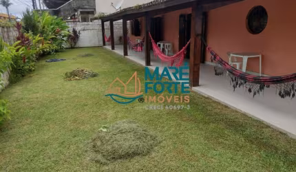 Casa ampla e arejada próximo a praia