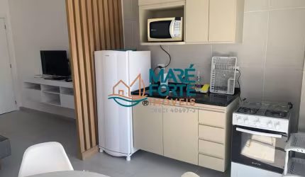 Studio mobiliado com vista livre e condomínio com área de lazer