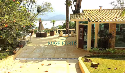 Maravilhosa casa com esplêndida vista para o mar!!!