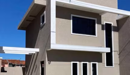 Casa com 3 quartos à venda na Rua Uriel Nogueira dos Santos, 559, Campo de Santana, Curitiba por R$ 499.000