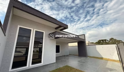 Casa com 3 quartos à venda na Rua das Manduiranas, 495, Eucaliptos, Fazenda Rio Grande por R$ 670.000
