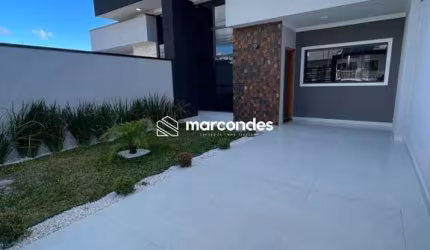 Casa com 3 quartos à venda na Rua Maguari, 266, Gralha Azul, Fazenda Rio Grande por R$ 670.000