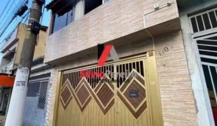 Sobrado - Venda - Parque Guaianazes, 4 dorm, 2 vag. 150 m -(Esc. -A VISTA)