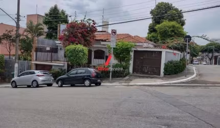 Casa Térrea para Venda no bairro Vila Pedroso, 2 dorm, 5 vagas
