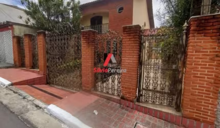 Sobrado para Venda no bairro Vila Rosaria, 3 dorm, 1 suíte, 5 vagas, 271 m, 200 m