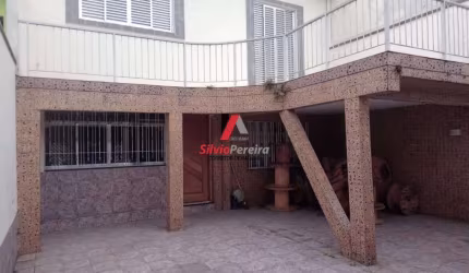 Casa (Sobrado) para Venda, 3 dorm(s), 4 vaga(s), 180 m²