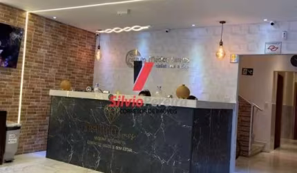 Predio Comercial para Venda e Locação; Recepção, 3 consultórios, laboratório, refeitório com 2 dorm(s), 3 vaga(s), 540 m²