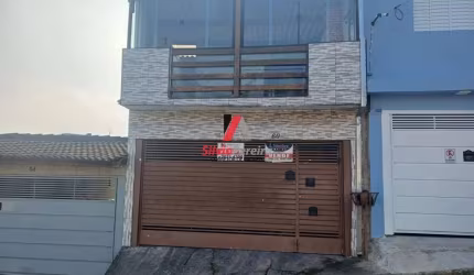 Casa (Sobrado) para Venda, 4 dorm(s), 2 suite(s), 2 vaga(s), 150 m²