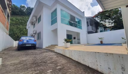 CASA NA PRAIA DOS AMORES