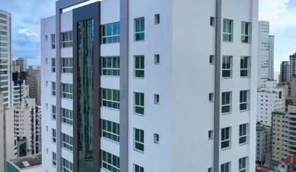 Apartamento 4 dormitórios no Ed. Solar di Capri